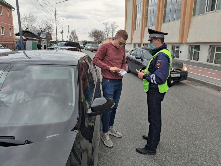 Выйти из сумрака. В Тюмени прошел крупный рейд против тонировок Выйти из сумрака. В Тюмени прошел крупный рейд против тонировок