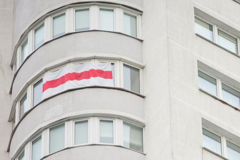 Белорусы выступили против введения административной ответственности за использование БЧБ символики. И вот, что им ответили депутаты