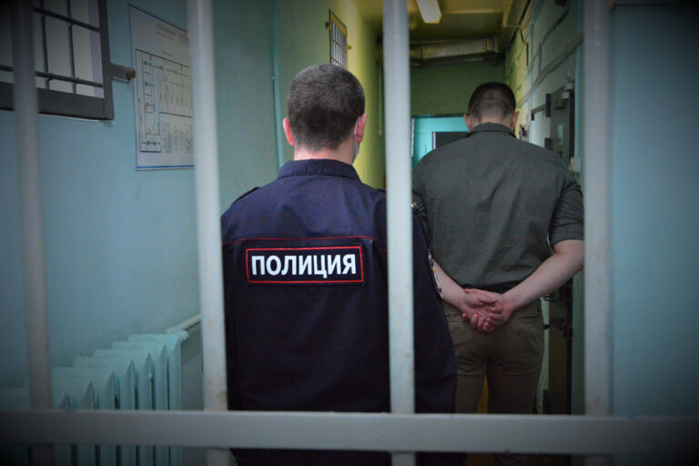Пензенские «мастера» по ремонту окон попались на умышленной их порче Пензенские «мастера» по ремонту окон попались на умышленной их порче