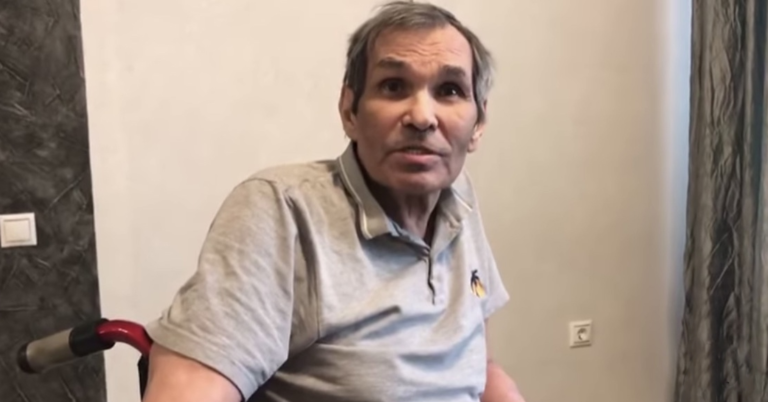 Бари Алибасову сделали операцию на позвоночнике — Звезды Бари Алибасову сделали операцию на позвоночнике — Звезды