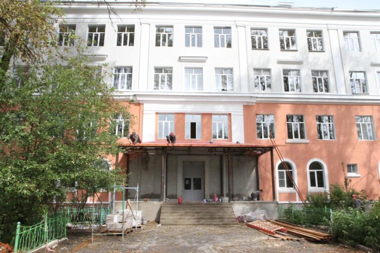 Комплексный подход к ремонту школы №7 и окрестной территории представили жителям Вологды - Официальный сайт Администрации города Вологды - Официальный сайт Администрации города Вологды