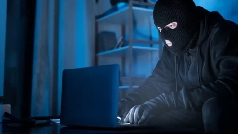 Раскрыты мошеннические схемы, приуроченные к 23 февраля и 8 марта — Ferra.ru